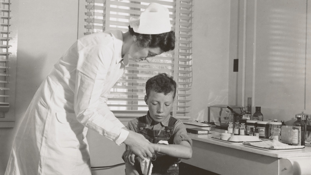 英検準一級の単語覚え方 最頻出530 形容詞 4 英英和 名言例文 語源 発音mp3無料公開 名言の旅 E J Quotes 日本語と英語で名言 格言 ことわざ巡り